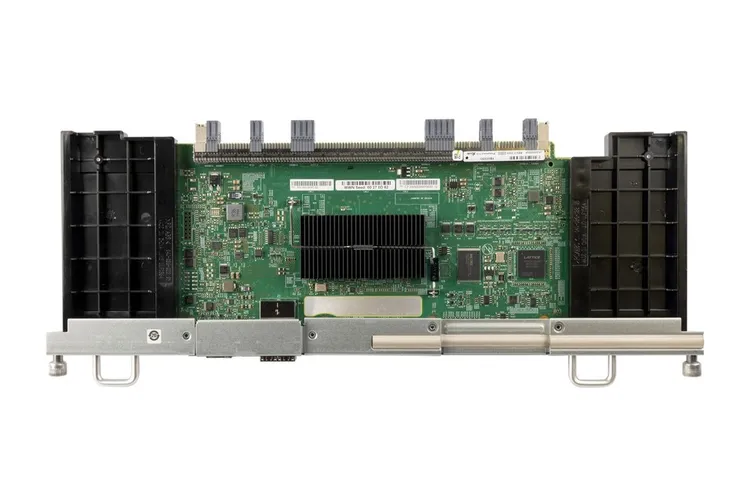 โมดูล I/O และการ์ด SLIC สำหรับ Storage Processor ของ EMC